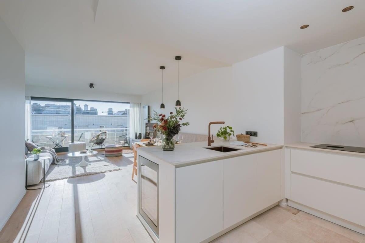 Stunning And Modern Apartment With Sunny Balcony Knokke-Heist Exterior foto
