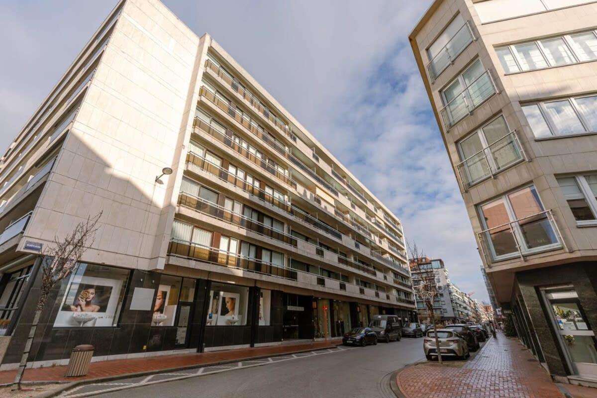Stunning And Modern Apartment With Sunny Balcony Knokke-Heist Exterior foto